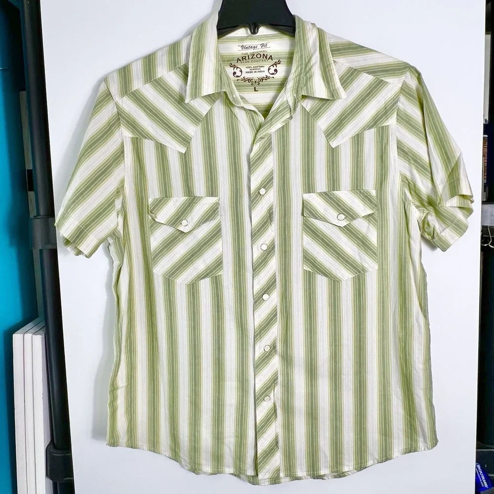 Arizona‎ Mens Size L Green White Stripe Vintage Fit Short Sleeve Pearl Snaps